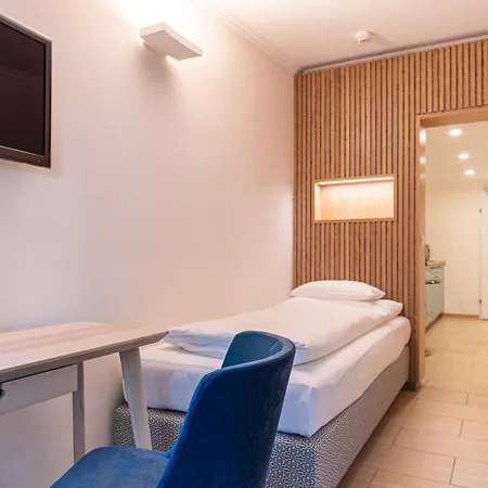 Отель Spiess & Spiess 4*