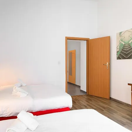 Default 1050 Guest house