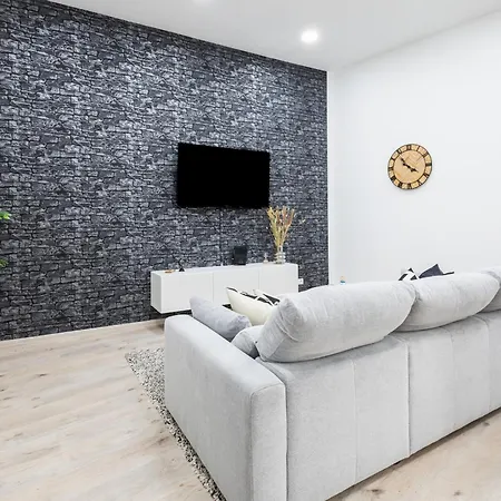 Family Deluxe A Stone Throw From The Centre And Danube Apartment Vienna