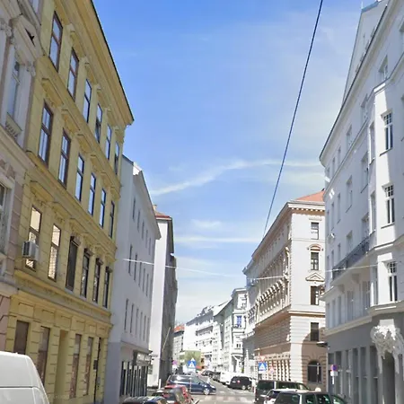 Rooftop Cozy Near Innerstadt With Ac Apartment *