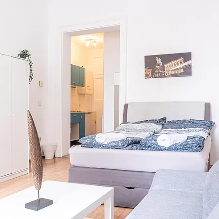 Breathtaking 2br Modern Design/near Schoennbrunn * Vienna