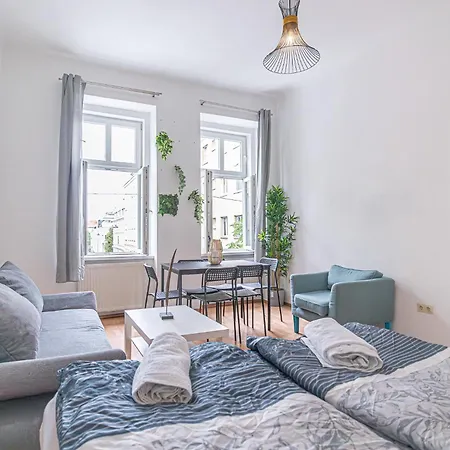 Breathtaking 2br Modern Design/near Schoennbrunn Vienna
