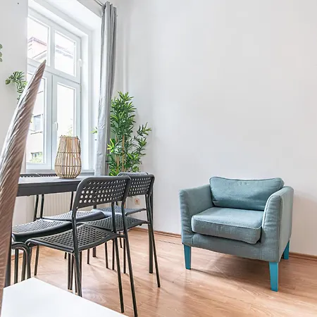 Breathtaking 2br Modern Design/near Schoennbrunn Vienna