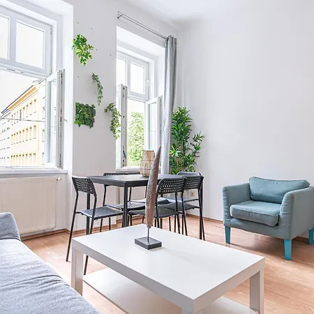 Breathtaking 2br Modern Design/near Schoennbrunn Apartment Vienna