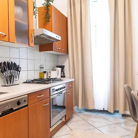 Stylish Apartment, Next To Schloss Belvedere * 비엔나