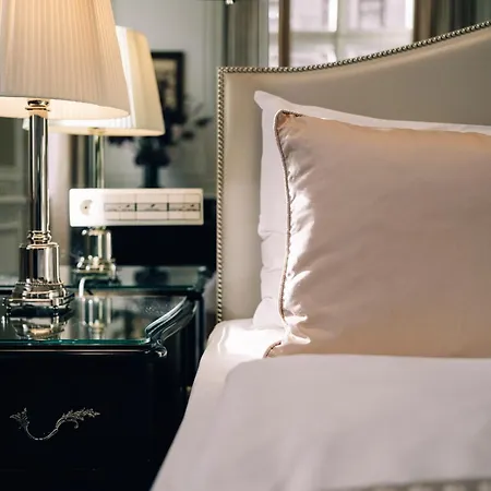 Sacher Hotel 5*