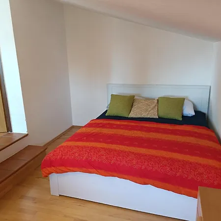 Sunny In Sunny House In A Quiet Location בית אירוח *