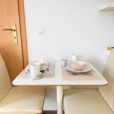 Guest house Default 1050