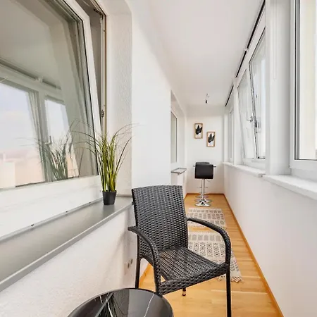 Eddie's Premium & Sweet - Contactless Self-check-in Apartment