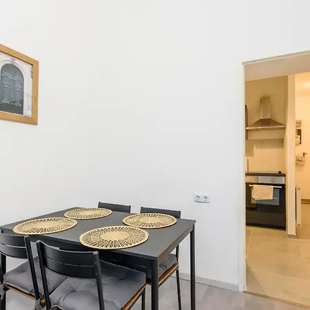 Meidling Apartment