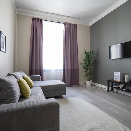 Brand New Luxury 2 Bedroom Near Augarten Apartment