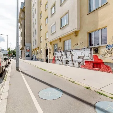 Untere Donaustrasse Apartment