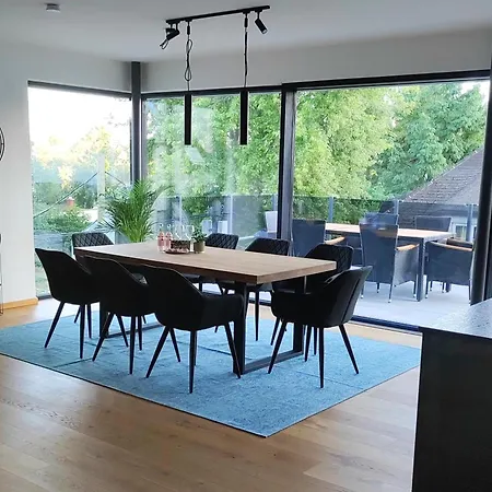 Apartament Luxurioeses Penthouse Mit Blick Auf Uno-city Und Dem Kaiserwasser. 3schlafzimmer, 2 Baeder, Privat Lift Ins *