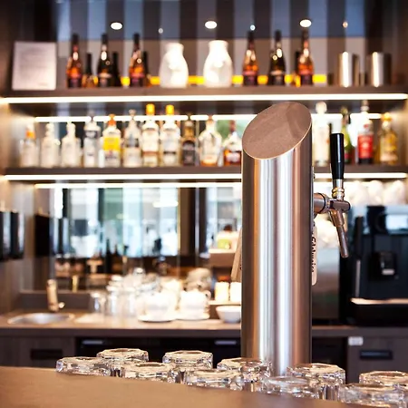 Hotel Hampton By Hilton Messe