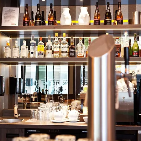 Hotel Hampton By Hilton Messe 3*