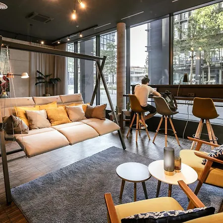 Adina Serviced Aparthotel