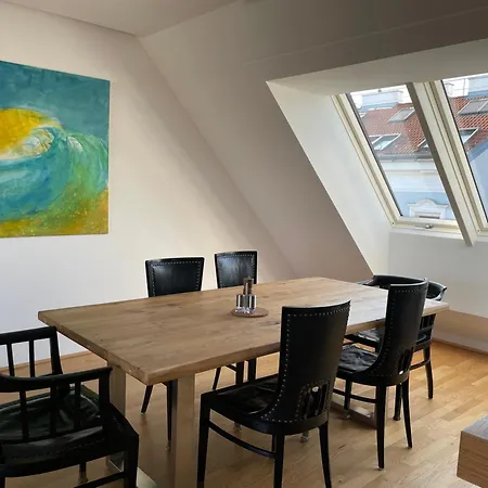 Apartment Rooftop Terrace- Panoramablick Ueber *