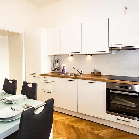 Apartment Raimond *