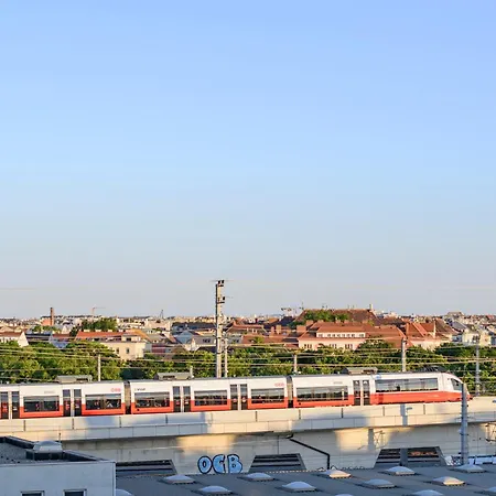 Apartment Rooftop Balcony Dream Margareten *