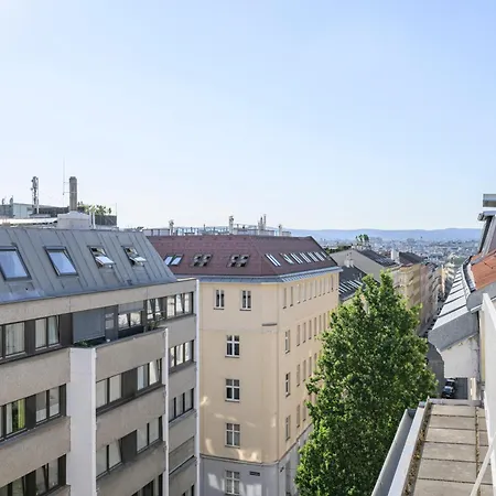 Apartment Rooftop Balcony Dream Margareten *