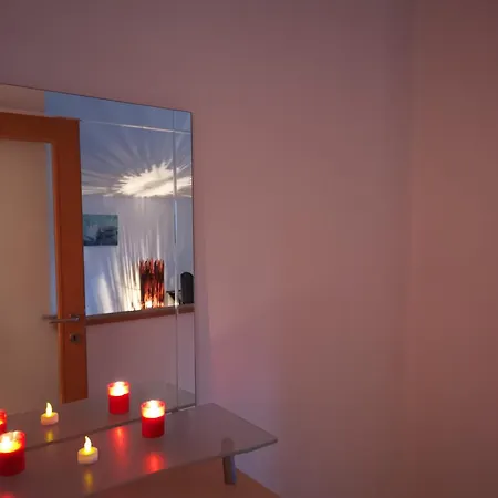 בית אירוח Sunny In Sunny House In A Quiet Location