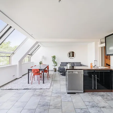 Apartmán Next To Schoenbrunn - Free Parking !!!