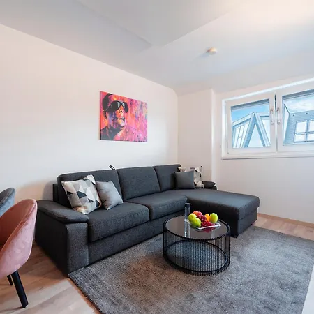 Apartment Sky9 Stadthalle *
