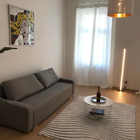 New • City-park In The Center. Apartment Vienna