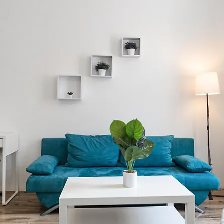 Affordable 2br Apt- Connected To The Whole Apartment