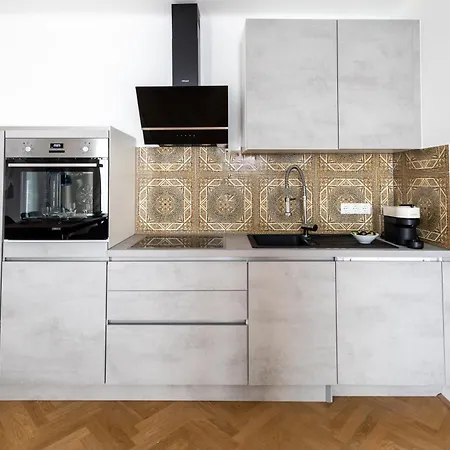 Apartment Central-new ; Marvelous Views Vienna