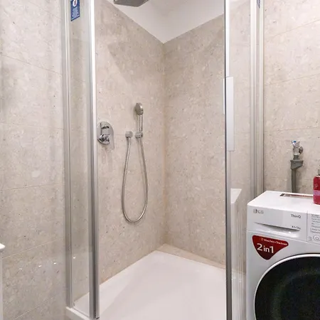 Apartment Central-new ; Marvelous Views Vienna