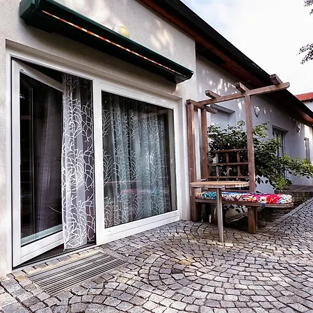 Apartment-oberlaa Vienna