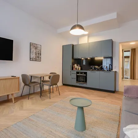 Διαμέρισμα Limehome Karajangasse