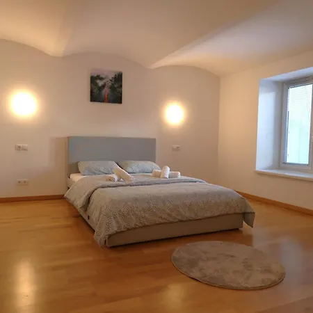 Apartamento Luxurioeses Duplex 130m2 *