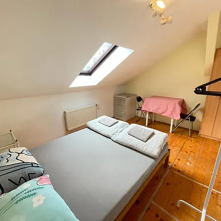 U6 Schoepfwerk 7 Homestay *