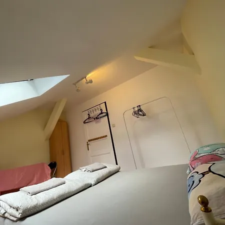 U6 Schoepfwerk 7 Homestay Vienna