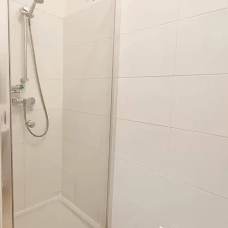 Deluxe Studio In Josefstaedter Strasse Area *