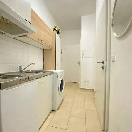 Deluxe Studio In Josefstaedter Strasse Area Apartment Wien