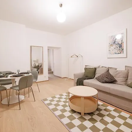 Zauberhaftes Quartier Fuer 4 * Vídeň