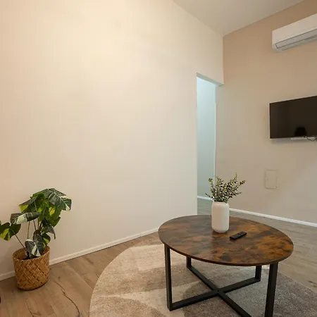 71m² Modern In The Heart Of The Apartment *