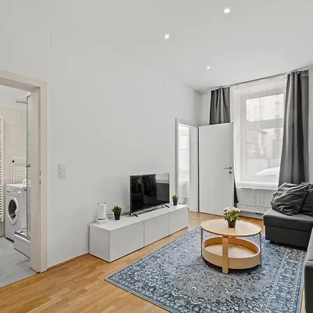 Modern Near Center 1br Vídeň