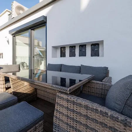 Apartment Symphony 41 - Modern Loft With Terrace And Grill In Location