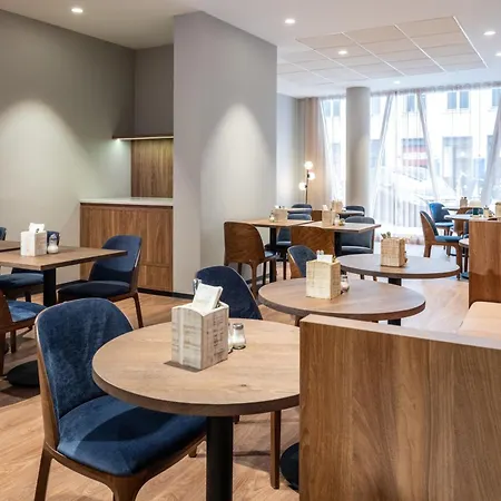 Mercure 4*