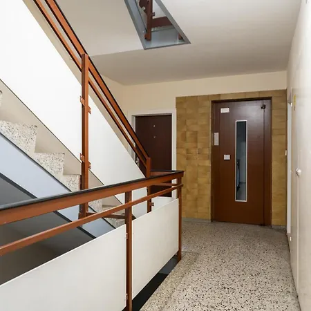 Apartment Two Bedrooms - 85 Squaremeters - 4 Min To U6 Dresdner Str Vienna