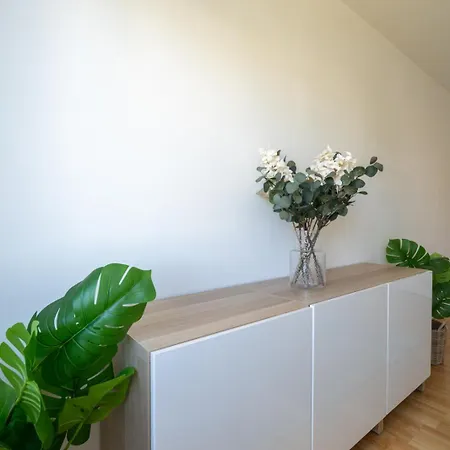 Two Bedrooms - 85 Squaremeters - 4 Min To U6 Dresdner Str Apartment Vienna