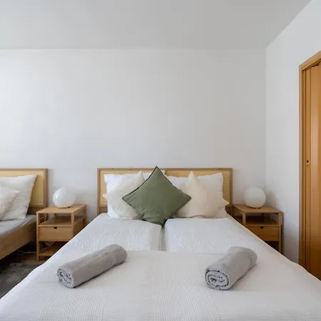 Two Bedrooms - 85 Squaremeters - 4 Min To U6 Dresdner Str Vienna