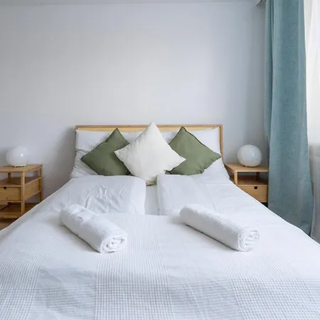 Apartment Two Bedrooms - 85 Squaremeters - 4 Min To U6 Dresdner Str Vienna