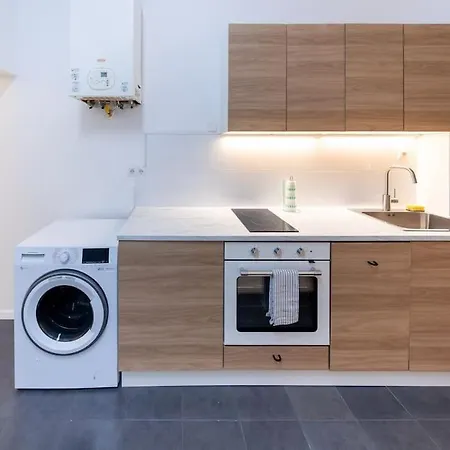 Second District Charming Flat Apartment *