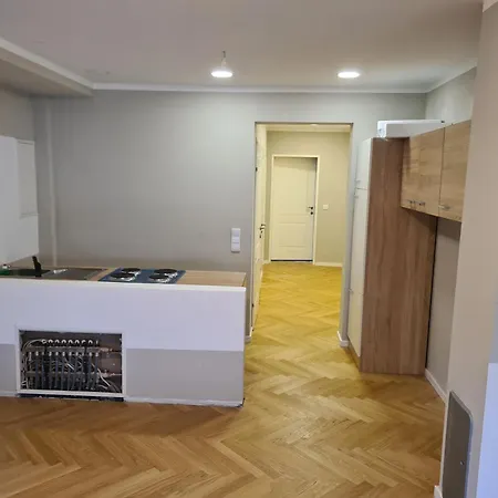 Gardenloft No1 *