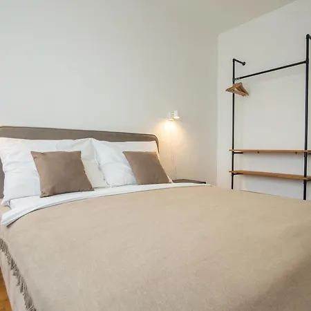 51m2 Pet-friendly In A Location Apartment